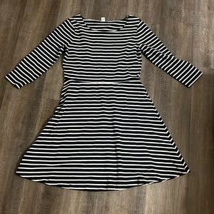Black and White stripped long quarter sleeve dress